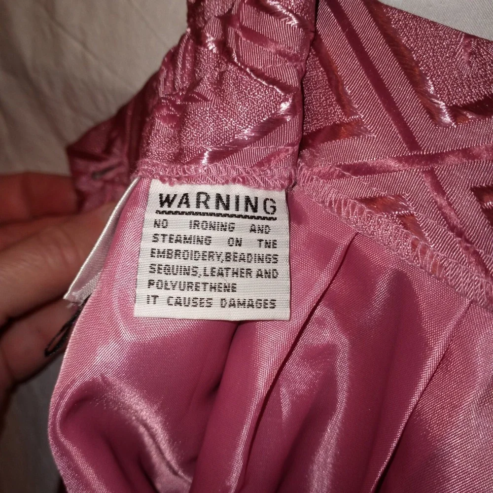 Terramina Size 8 Skirt Suit Pink Geometric Vintage Embroidered Jeweled